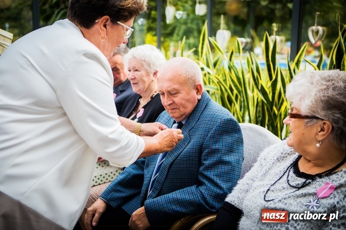Zdjęcie w galerii na portalu naszraciborz.pl: Są ze sobą tyle lat... w Nędzy gratulowano parom wytrwałości  wiadomości z regionu