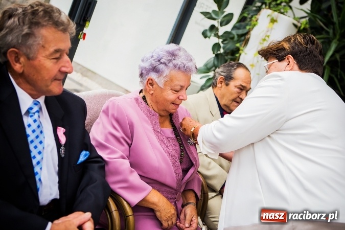 Zdjęcie w galerii na portalu naszraciborz.pl: Są ze sobą tyle lat... w Nędzy gratulowano parom wytrwałości  wiadomości z regionu