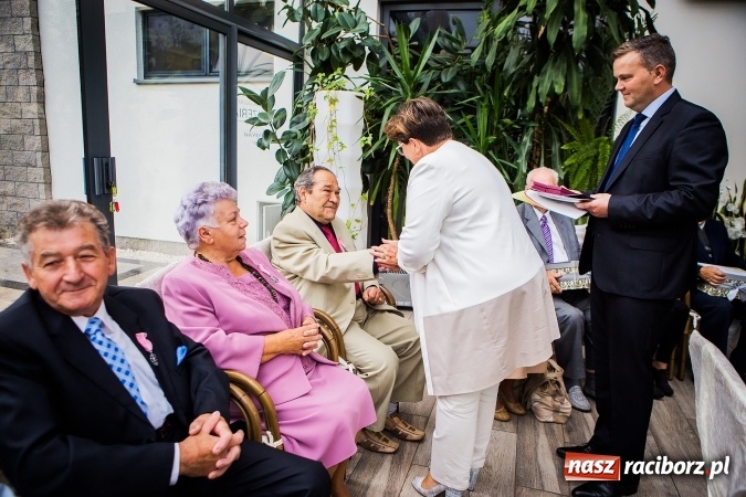 Zdjęcie w galerii na portalu naszraciborz.pl: Są ze sobą tyle lat... w Nędzy gratulowano parom wytrwałości  wiadomości z regionu
