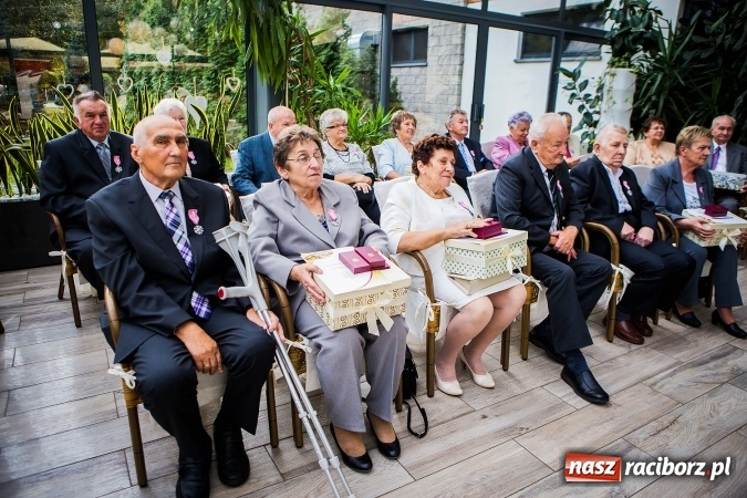 Zdjęcie w galerii na portalu naszraciborz.pl: Są ze sobą tyle lat... w Nędzy gratulowano parom wytrwałości  wiadomości z regionu