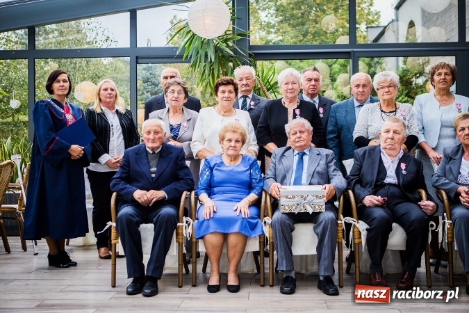 Zdjęcie w galerii na portalu naszraciborz.pl: Są ze sobą tyle lat... w Nędzy gratulowano parom wytrwałości  wiadomości z regionu