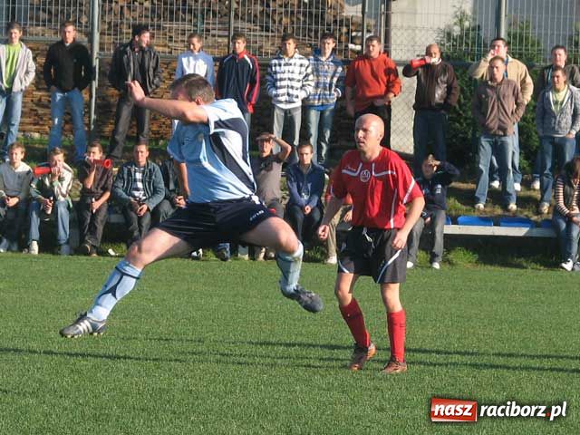 Zdjęcie w galerii na portalu naszraciborz.pl: Klasa B: Markowice: Jak długo jeszcze? Kolejny sędziowski skandal! wiadomości z regionu