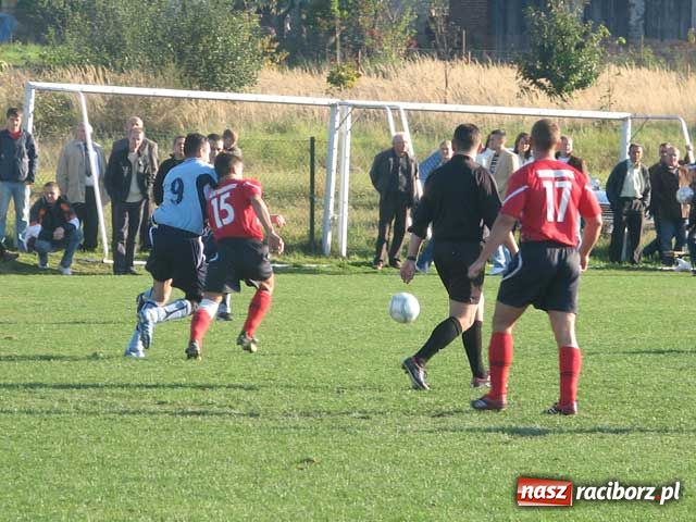Zdjęcie w galerii na portalu naszraciborz.pl: Klasa B: Markowice: Jak długo jeszcze? Kolejny sędziowski skandal! wiadomości z regionu