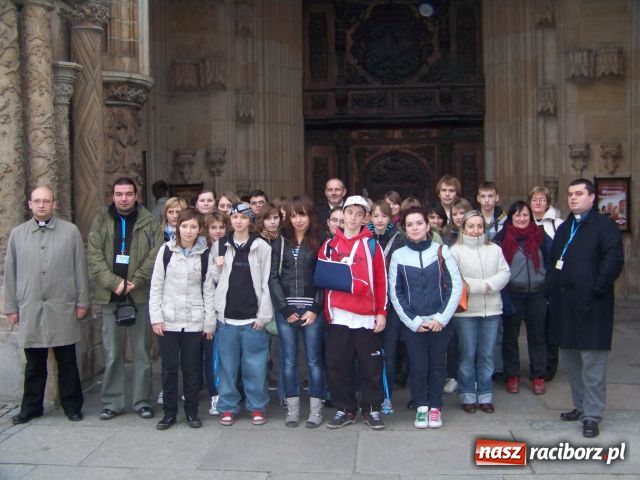 Zdjęcie w galerii na portalu naszraciborz.pl: Pielgrzymka G5 do Rzymu wiadomości z regionu