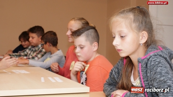 Zdjęcie w galerii na portalu naszraciborz.pl: Być jak Greg Heffley! Konkurs wiedzy o Dzienniku Cwaniaczka w bibliotece  wiadomości z regionu