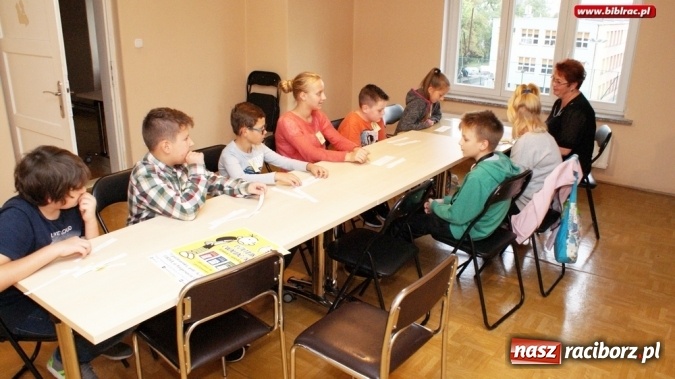 Zdjęcie w galerii na portalu naszraciborz.pl: Być jak Greg Heffley! Konkurs wiedzy o Dzienniku Cwaniaczka w bibliotece  wiadomości z regionu