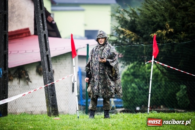 Zdjęcie w galerii na portalu naszraciborz.pl: Młody Saper 2016: Uczniowie ZSP w Brzeźnicy szukali niewybuchów wiadomości z regionu