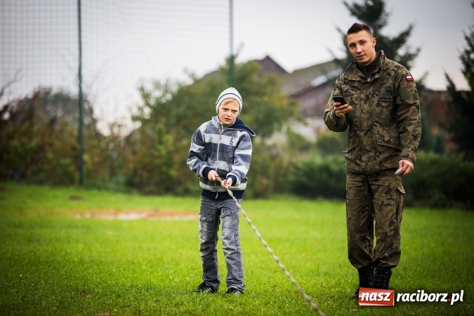 Zdjęcie w galerii na portalu naszraciborz.pl: Młody Saper 2016: Uczniowie ZSP w Brzeźnicy szukali niewybuchów wiadomości z regionu