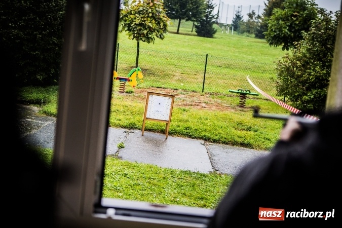 Zdjęcie w galerii na portalu naszraciborz.pl: Młody Saper 2016: Uczniowie ZSP w Brzeźnicy szukali niewybuchów wiadomości z regionu