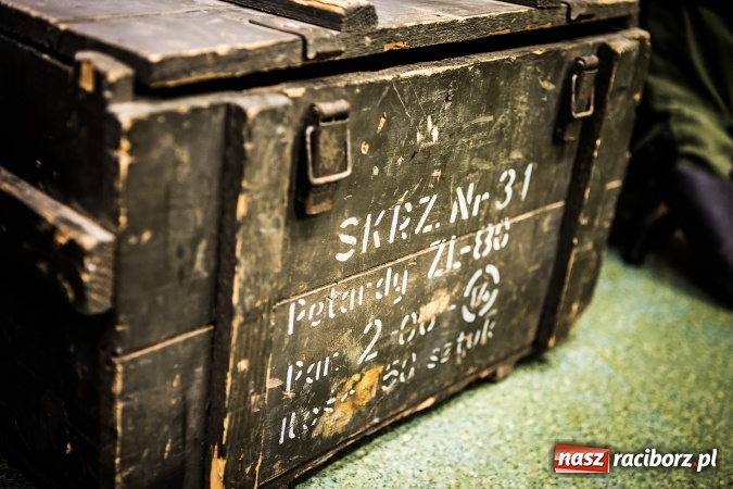 Zdjęcie w galerii na portalu naszraciborz.pl: Młody Saper 2016: Uczniowie ZSP w Brzeźnicy szukali niewybuchów wiadomości z regionu