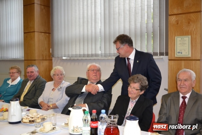 Zdjęcie w galerii na portalu naszraciborz.pl: Dwadzieścia pięć par z gminy Krzyżanowice świętowało dziś złote gody wiadomości z regionu