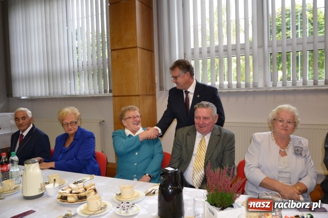 Zdjęcie w galerii na portalu naszraciborz.pl: Dwadzieścia pięć par z gminy Krzyżanowice świętowało dziś złote gody wiadomości z regionu