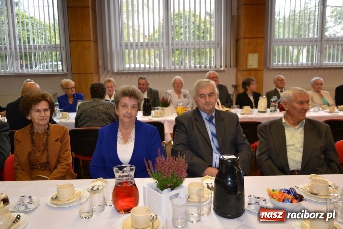 Zdjęcie w galerii na portalu naszraciborz.pl: Dwadzieścia pięć par z gminy Krzyżanowice świętowało dziś złote gody wiadomości z regionu