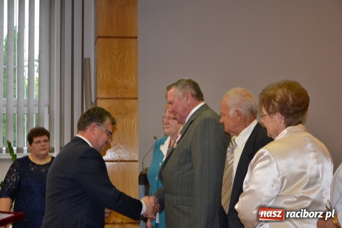 Zdjęcie w galerii na portalu naszraciborz.pl: Dwadzieścia pięć par z gminy Krzyżanowice świętowało dziś złote gody wiadomości z regionu