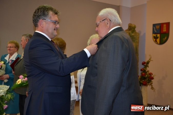 Zdjęcie w galerii na portalu naszraciborz.pl: Dwadzieścia pięć par z gminy Krzyżanowice świętowało dziś złote gody wiadomości z regionu