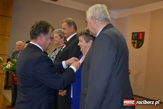 Zdjęcie w galerii na portalu naszraciborz.pl: Dwadzieścia pięć par z gminy Krzyżanowice świętowało dziś złote gody wiadomości z regionu