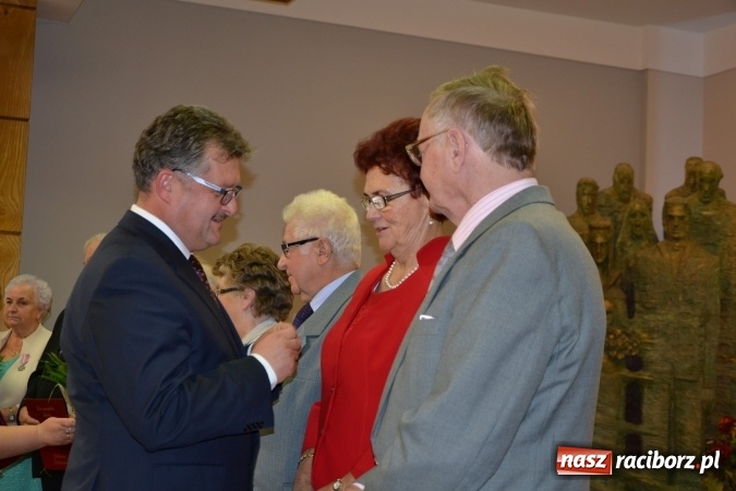 Zdjęcie w galerii na portalu naszraciborz.pl: Dwadzieścia pięć par z gminy Krzyżanowice świętowało dziś złote gody wiadomości z regionu