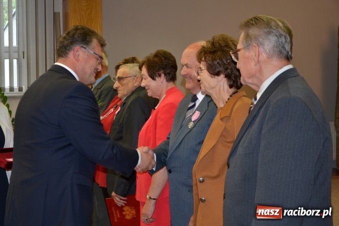 Zdjęcie w galerii na portalu naszraciborz.pl: Dwadzieścia pięć par z gminy Krzyżanowice świętowało dziś złote gody wiadomości z regionu