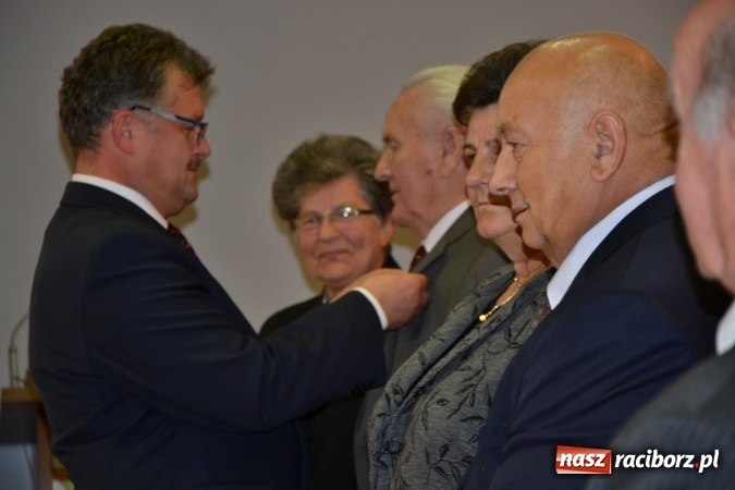 Zdjęcie w galerii na portalu naszraciborz.pl: Dwadzieścia pięć par z gminy Krzyżanowice świętowało dziś złote gody wiadomości z regionu