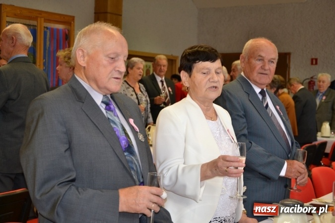 Zdjęcie w galerii na portalu naszraciborz.pl: Dwadzieścia pięć par z gminy Krzyżanowice świętowało dziś złote gody wiadomości z regionu