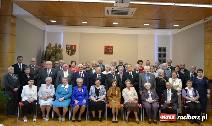 Zdjęcie w galerii na portalu naszraciborz.pl: Dwadzieścia pięć par z gminy Krzyżanowice świętowało dziś złote gody wiadomości z regionu