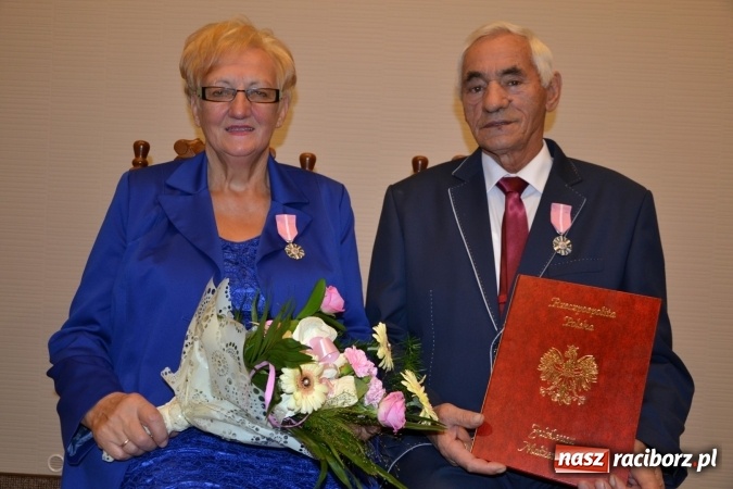 Zdjęcie w galerii na portalu naszraciborz.pl: Dwadzieścia pięć par z gminy Krzyżanowice świętowało dziś złote gody wiadomości z regionu