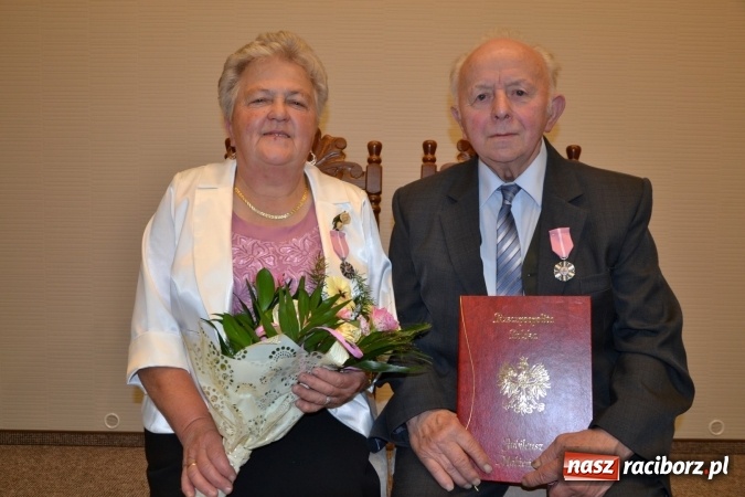 Zdjęcie w galerii na portalu naszraciborz.pl: Dwadzieścia pięć par z gminy Krzyżanowice świętowało dziś złote gody wiadomości z regionu