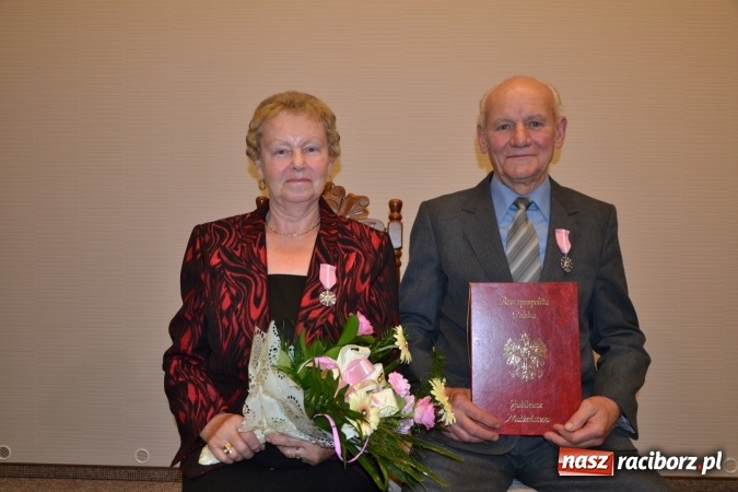Zdjęcie w galerii na portalu naszraciborz.pl: Dwadzieścia pięć par z gminy Krzyżanowice świętowało dziś złote gody wiadomości z regionu