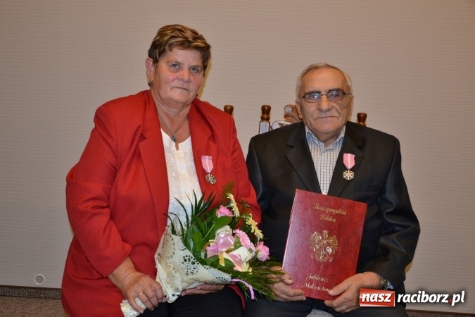 Zdjęcie w galerii na portalu naszraciborz.pl: Dwadzieścia pięć par z gminy Krzyżanowice świętowało dziś złote gody wiadomości z regionu