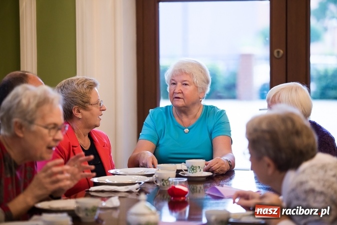 Zdjęcie w galerii na portalu naszraciborz.pl: Raciborski Dzień Seniora w Pałacyku Rafako wiadomości z regionu