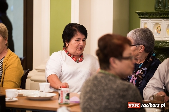 Zdjęcie w galerii na portalu naszraciborz.pl: Raciborski Dzień Seniora w Pałacyku Rafako wiadomości z regionu