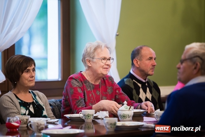 Zdjęcie w galerii na portalu naszraciborz.pl: Raciborski Dzień Seniora w Pałacyku Rafako wiadomości z regionu