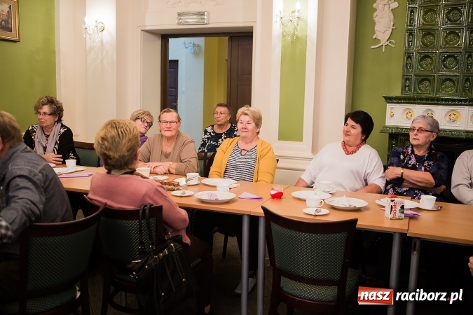 Zdjęcie w galerii na portalu naszraciborz.pl: Raciborski Dzień Seniora w Pałacyku Rafako wiadomości z regionu