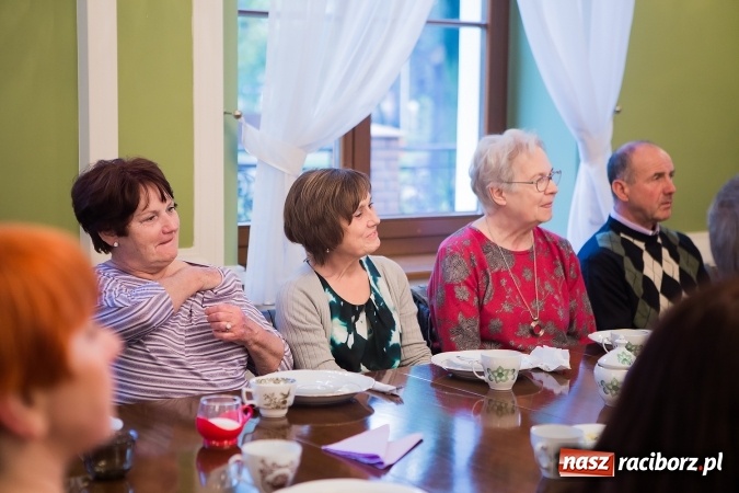 Zdjęcie w galerii na portalu naszraciborz.pl: Raciborski Dzień Seniora w Pałacyku Rafako wiadomości z regionu