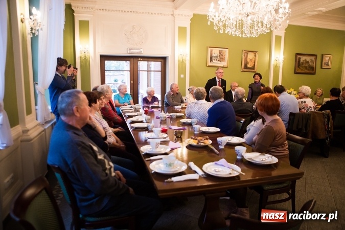Zdjęcie w galerii na portalu naszraciborz.pl: Raciborski Dzień Seniora w Pałacyku Rafako wiadomości z regionu