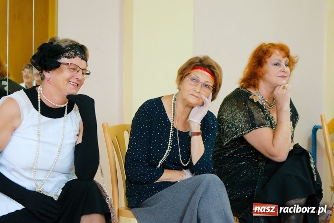 Zdjęcie w galerii na portalu naszraciborz.pl: Przystań łączy pokolenia. Piknik artystyczny w Centrum Młodzieżowym wiadomości z regionu