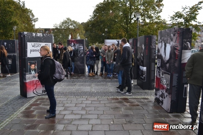 Zdjęcie w galerii na portalu naszraciborz.pl: Braterstwo polsko-węgierskie w centrum Raciborza  wiadomości z regionu