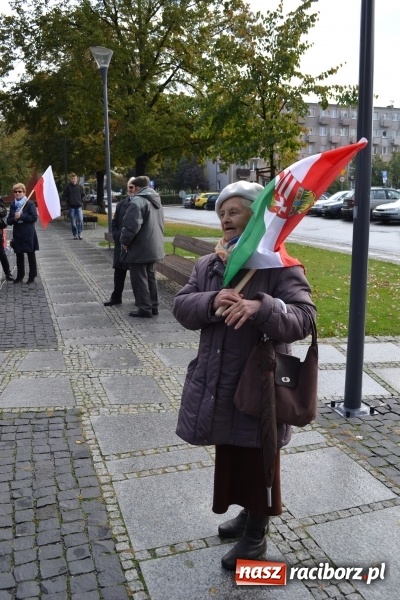Zdjęcie w galerii na portalu naszraciborz.pl: Braterstwo polsko-węgierskie w centrum Raciborza  wiadomości z regionu