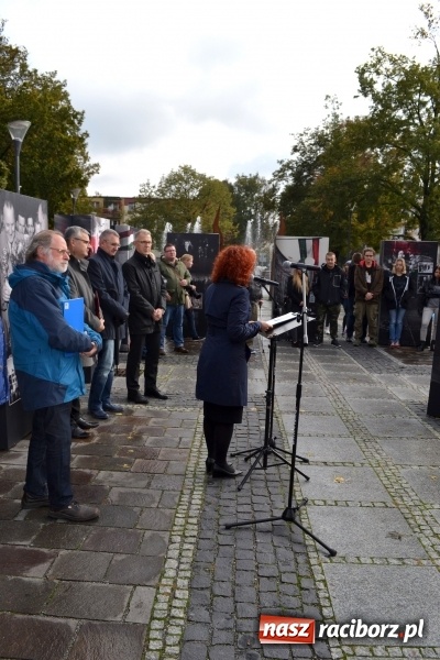 Zdjęcie w galerii na portalu naszraciborz.pl: Braterstwo polsko-węgierskie w centrum Raciborza  wiadomości z regionu