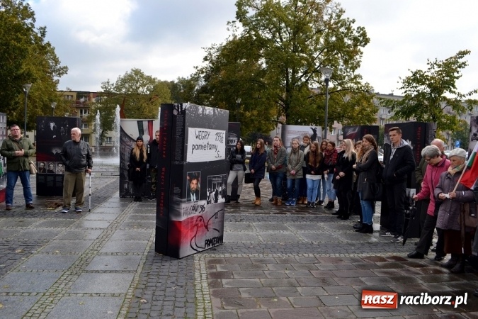 Zdjęcie w galerii na portalu naszraciborz.pl: Braterstwo polsko-węgierskie w centrum Raciborza  wiadomości z regionu