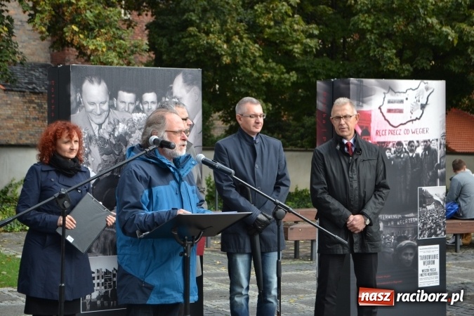 Zdjęcie w galerii na portalu naszraciborz.pl: Braterstwo polsko-węgierskie w centrum Raciborza  wiadomości z regionu