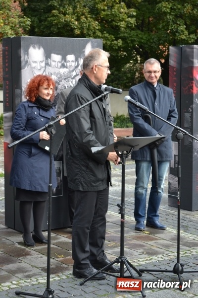 Zdjęcie w galerii na portalu naszraciborz.pl: Braterstwo polsko-węgierskie w centrum Raciborza  wiadomości z regionu