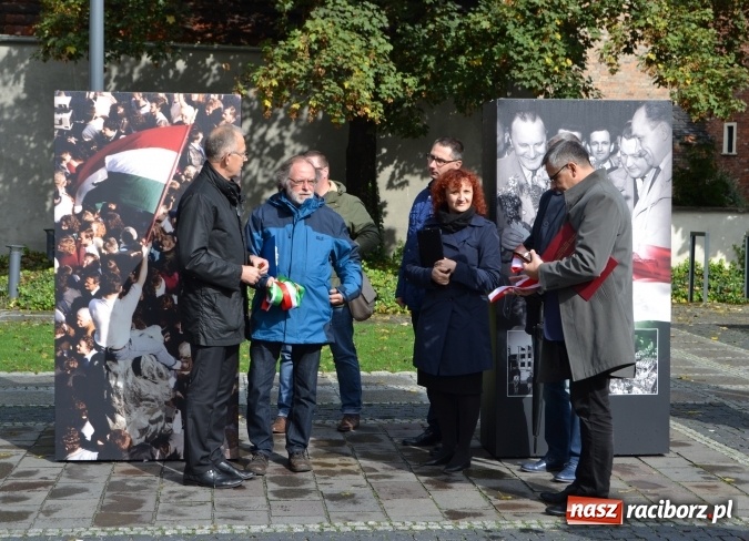 Zdjęcie w galerii na portalu naszraciborz.pl: Braterstwo polsko-węgierskie w centrum Raciborza  wiadomości z regionu
