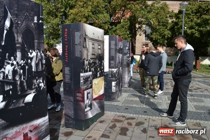 Zdjęcie w galerii na portalu naszraciborz.pl: Braterstwo polsko-węgierskie w centrum Raciborza  wiadomości z regionu