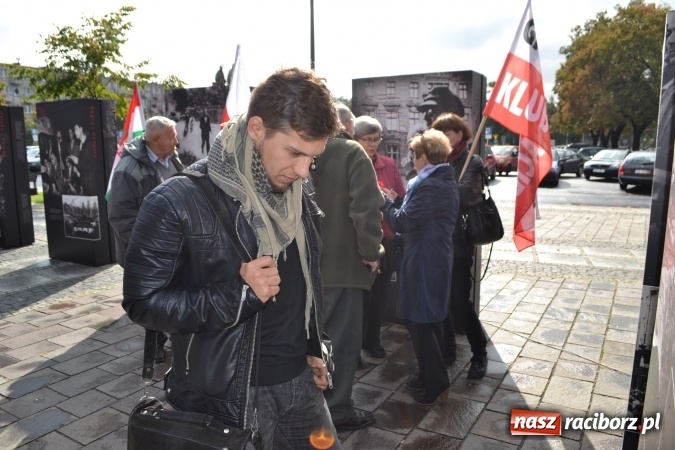 Zdjęcie w galerii na portalu naszraciborz.pl: Braterstwo polsko-węgierskie w centrum Raciborza  wiadomości z regionu
