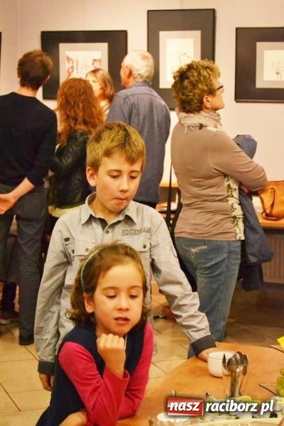 Zdjęcie w galerii na portalu naszraciborz.pl: Na styku światów - wystawa prac matki i córki w galerii Obok wiadomości z regionu