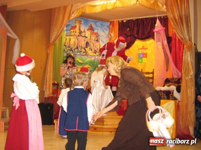 Zdjęcie w galerii na portalu naszraciborz.pl: Śpiąca Królewna w Roszkowie wiadomości z regionu