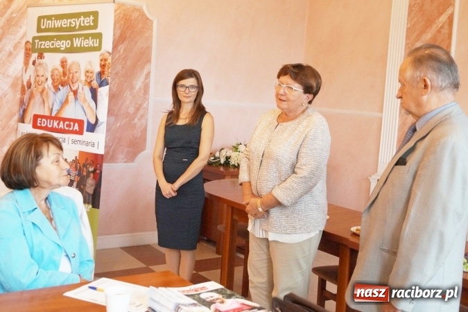 Zdjęcie w galerii na portalu naszraciborz.pl: Studenci seniorzy z Nędzy ruszyli z nowym rokiem akademickim! wiadomości z regionu