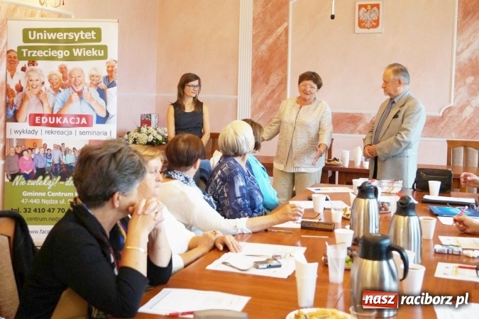 Zdjęcie w galerii na portalu naszraciborz.pl: Studenci seniorzy z Nędzy ruszyli z nowym rokiem akademickim! wiadomości z regionu