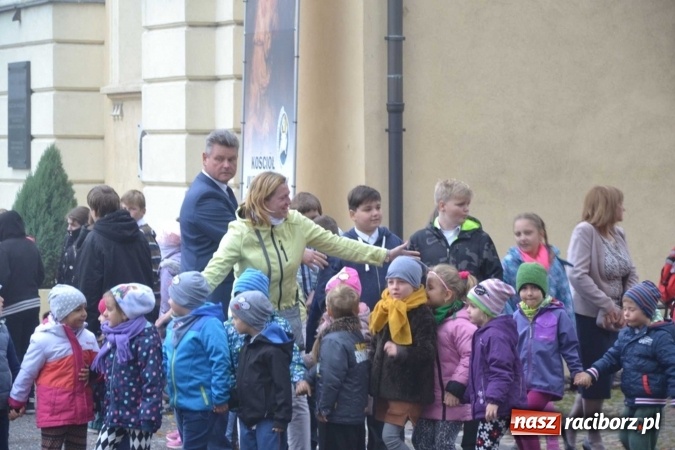 Zdjęcie w galerii na portalu naszraciborz.pl: Podwójny jubileusz szkoły w Rudach! wiadomości z regionu